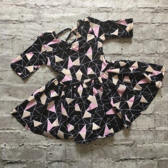 Dot Dot Smile Dress, Geometric Triangle - Picture 1 of 5